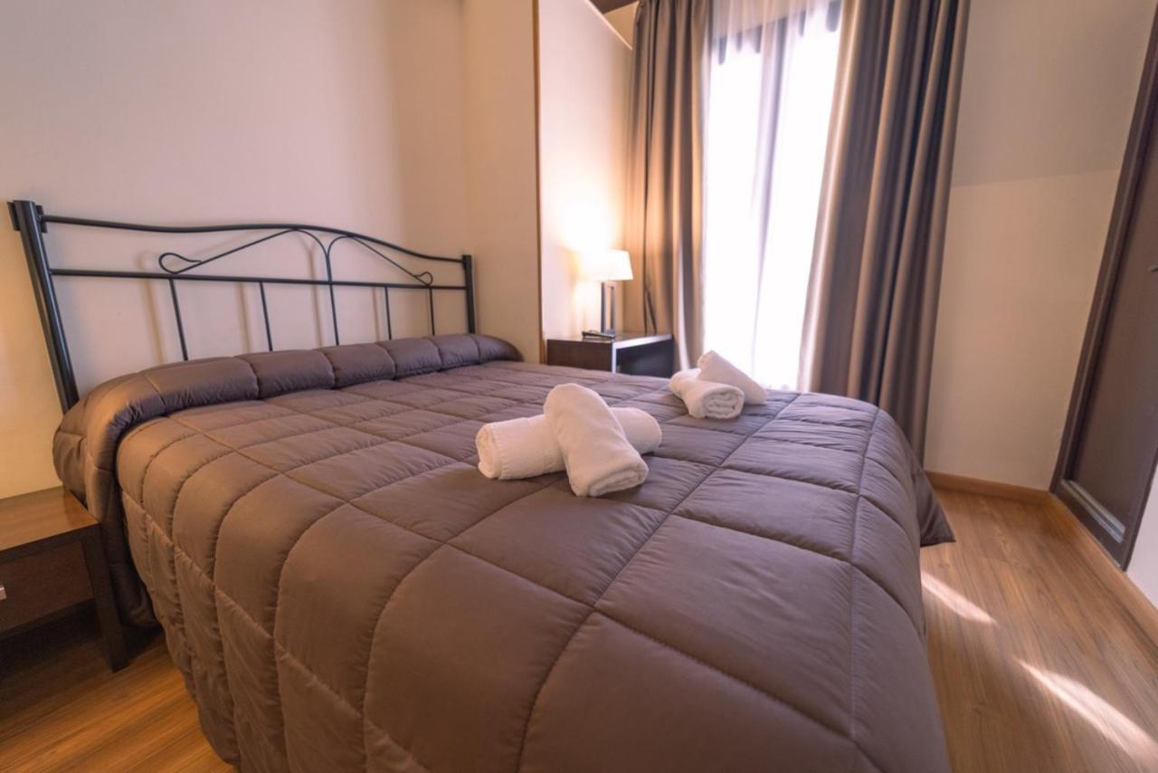 Hotel Rural Y Apartamentos Villa Engracia L'Espluga de Francoli Luaran gambar